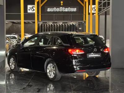 Opel Astra Sports Tourer 2022 - 15490 EUR, 84400 km - AUTO.MOTO.pt - 84400km - foto 11 de 34