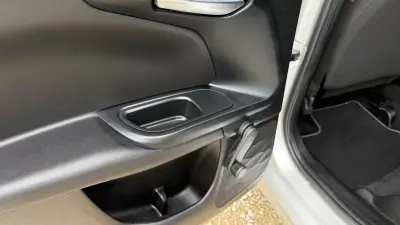 Fiat Tipo Station Wagon 2019 - 12750 EUR, 75000 km - AUTO.MOTO.pt - 75000km - foto 30 de 32