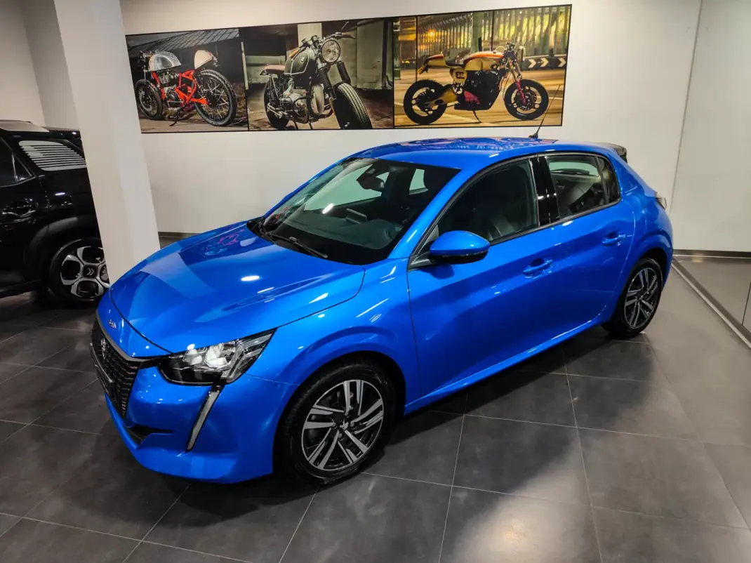 Peugeot 208 2019 - 14500 EUR, 90000 km - AUTO.MOTO.pt - 90000km - foto 23 de 60