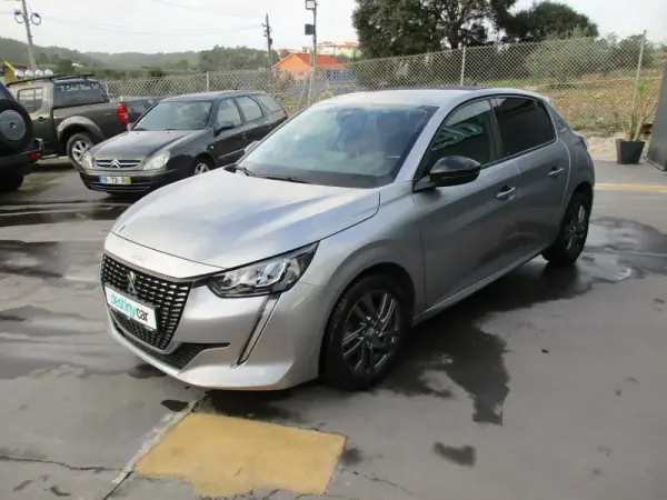 Peugeot 208 2022 - 15490 EUR, 52152 km - AUTO.MOTO.pt - 52152km - foto 2 de 13