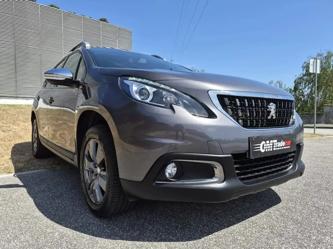Peugeot 2008 2017 - 9999 EUR, 63500 km - 63500km - foto 2 de 33