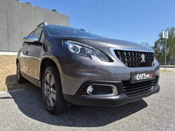 Peugeot 2008 2017 - 9999 EUR, 63500 km - 63500km - foto 2 de 33