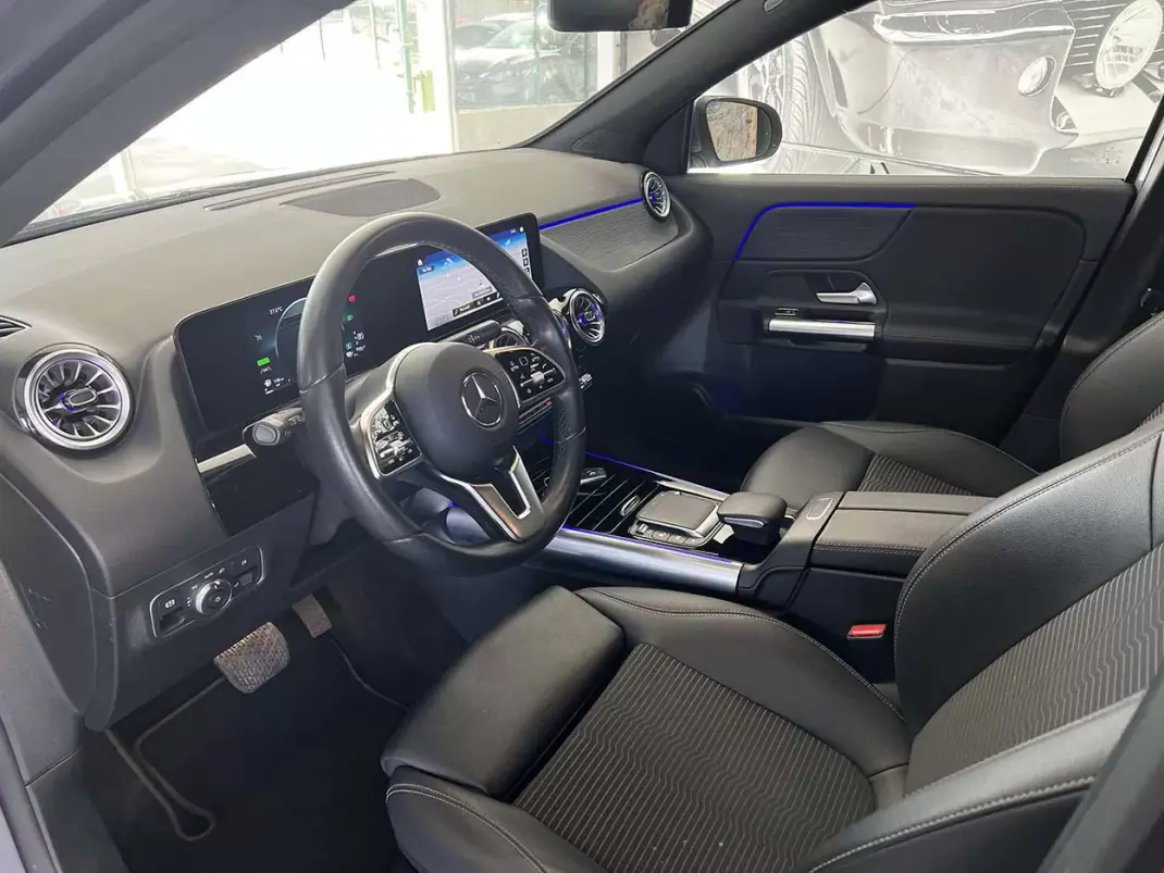 Mercedes-Benz GLA 250 2022 - 26800 EUR, 127540 km - 127540km - foto 6 de 23