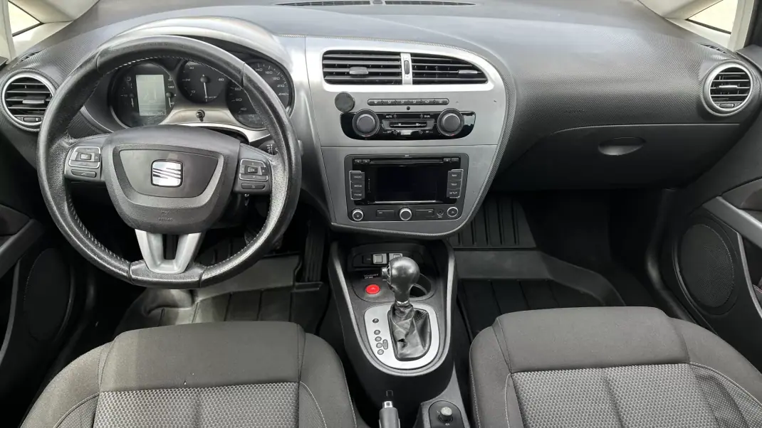 SEAT Leon 2009 - 6900 EUR, 250000 km - 250000km - foto 16 de 30