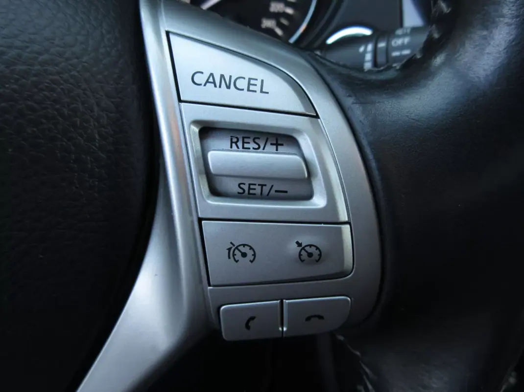 Nissan Qashqai 2017 - 13490 EUR, 177000 km - 177000km - foto 27 de 42
