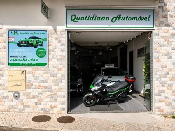 Kawasaki 2019 - 3490 EUR, 3698 km - AUTO.MOTO.pt - 3698km - foto 13 de 17