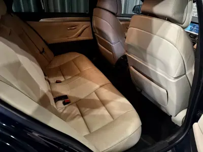 BMW 520 2012 - 12990 EUR, 270000 km - AUTO.MOTO.pt - 270000km - foto 9 de 15