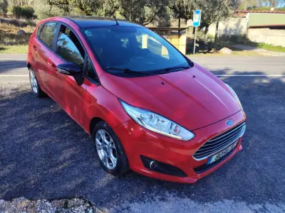 Ford Fiesta 2016 - 7950 EUR, 186200 km - AUTO.MOTO.pt - 186200km - foto 3 de 8