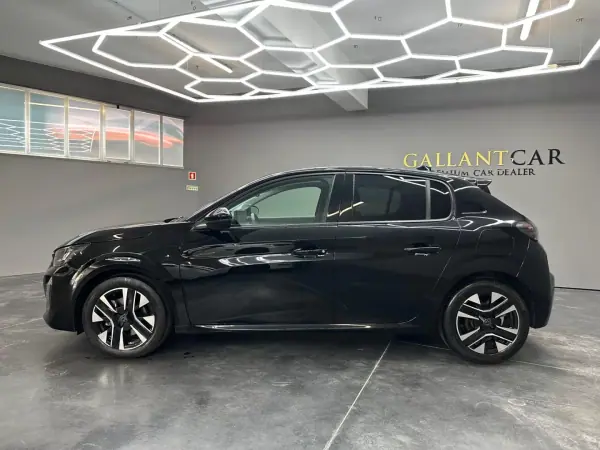 Peugeot 208 2024 - 16500 EUR, 65500 km - 65500km - foto 4 de 29