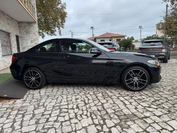 BMW 218 2017 - 17990 EUR, 208000 km - AUTO.MOTO.pt - 208000km - foto 5 de 36