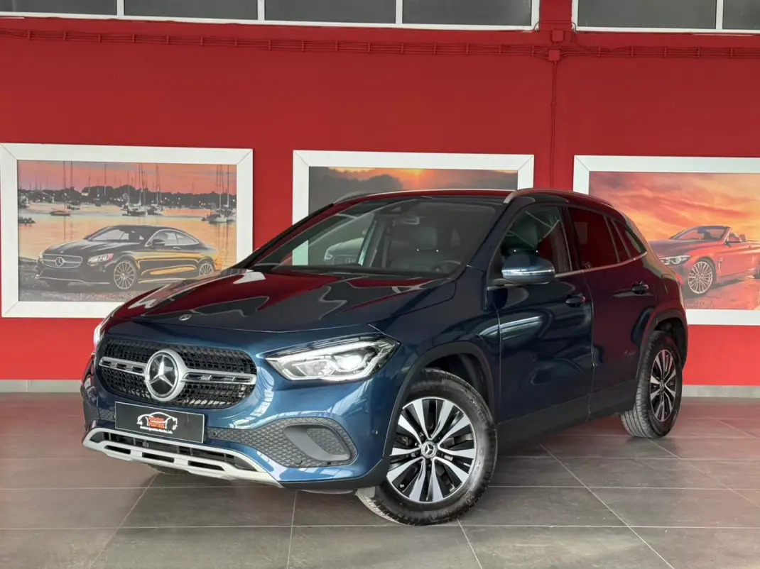 Mercedes-Benz GLA 180 2022 - 35990 EUR, 98845 km - AUTO.MOTO.pt - 98845km - foto 2 de 22