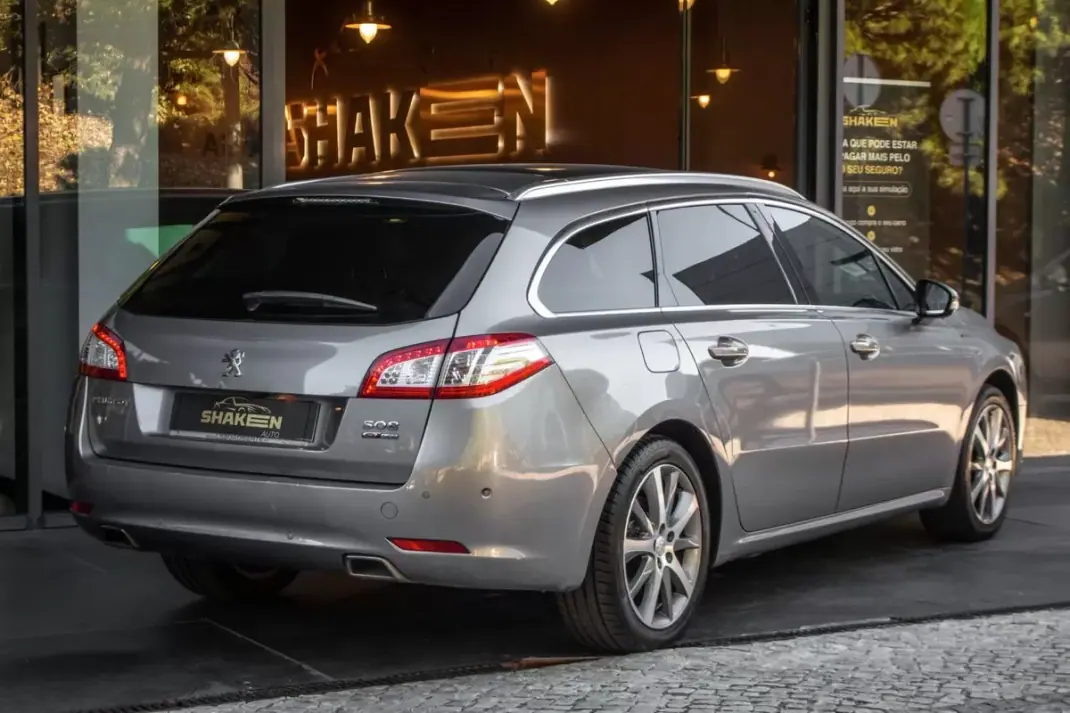 Peugeot 508 SW 2015 - 10790 EUR, 169943 km - 169943km - foto 4 de 41