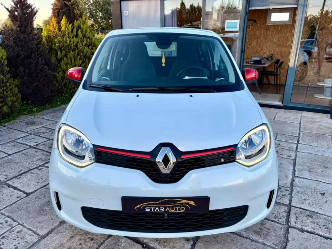 Renault Twingo 2020 - 10990 EUR, 79857 km - AUTO.MOTO.pt - 79857km - foto 2 de 12