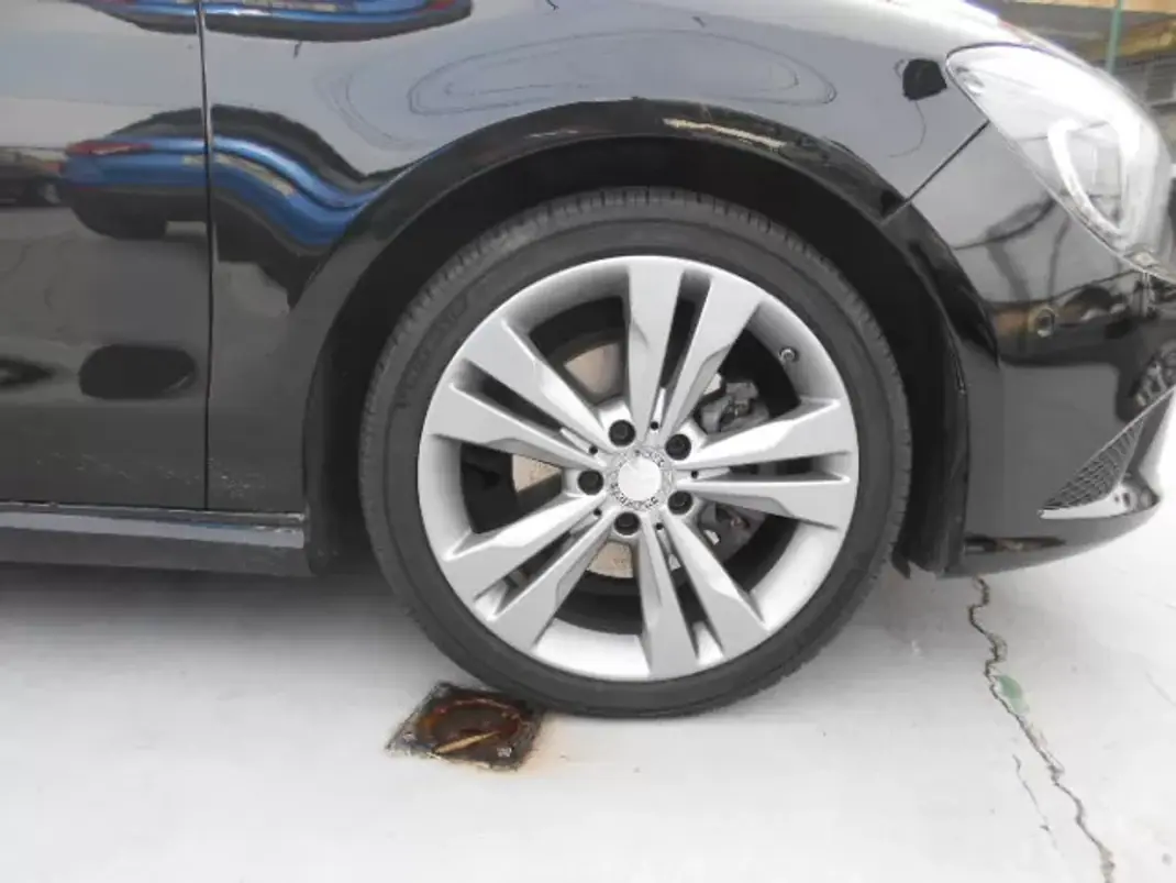 Mercedes-Benz CLA 200 2016 - 21500 EUR, 214696 km - AUTO.MOTO.pt - 214696km - foto 6 de 11