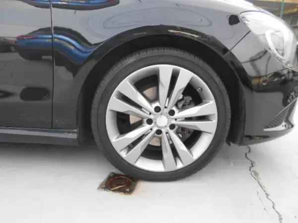 Mercedes-Benz CLA 200 2016 - 21500 EUR, 214696 km - AUTO.MOTO.pt - 214696km - foto 6 de 11