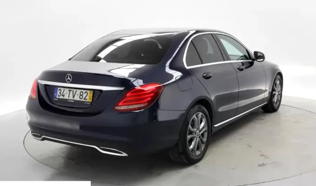 Mercedes-Benz C 200 2017 - 19990 EUR, 106000 km - AUTO.MOTO.pt - 106000km - foto 7 de 19