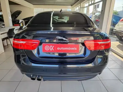 Jaguar XE 2017 - 14250 EUR, 243000 km - AUTO.MOTO.pt - 243000km - foto 9 de 34
