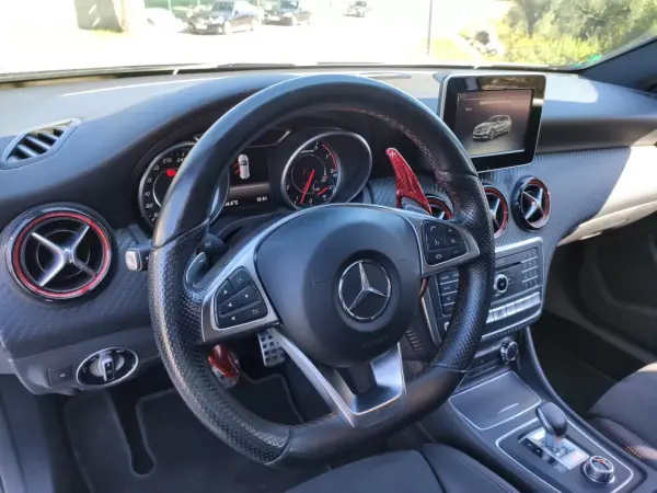 Mercedes-Benz A 45 AMG 2016 - 32500 EUR, 122000 km - AUTO.MOTO.pt - 122000km - foto 16 de 23