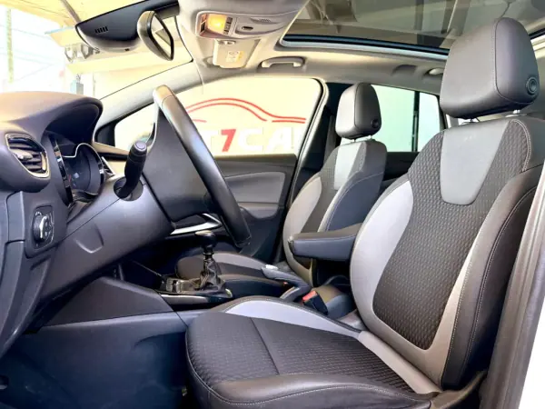 Opel Crossland X 2019 - 13990 EUR, 73489 km - AUTO.MOTO.pt - 73489km - foto 9 de 22