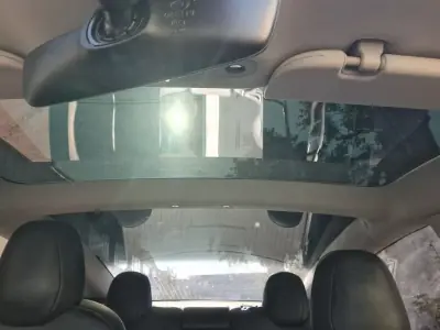 Tesla Model 3 2019 - 22500 EUR, 113000 km - AUTO.MOTO.pt - 113000km - foto 50 de 53