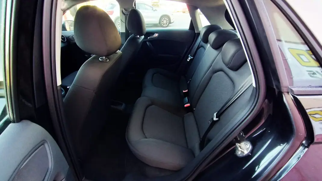 Audi A1 Sportback 2014 - 10999 EUR, 159000 km - AUTO.MOTO.pt - 159000km - foto 18 de 37