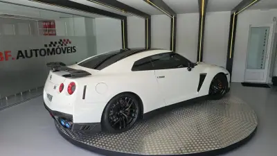 Nissan GT-R 2017 - 149900 EUR, 50238 km - AUTO.MOTO.pt - 50238km - foto 5 de 57