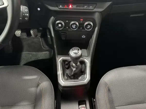 Dacia Sandero 2022 - 14890 EUR, 80000 km - AUTO.MOTO.pt - 80000km - foto 21 de 29