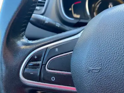 Renault Grand Scénic 2017 - 12950 EUR, 239000 km - AUTO.MOTO.pt - 239000km - foto 10 de 21