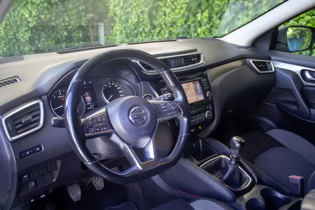 Nissan Qashqai 2019 - 16900 EUR, 84000 km - AUTO.MOTO.pt - 84000km - foto 11 de 18