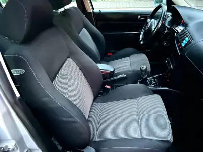 Volkswagen Golf 1999 — foto 5 de 10