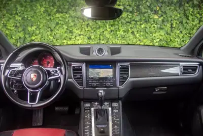 Porsche Macan 2015 - 43900 EUR, 101500 km - AUTO.MOTO.pt - 101500km - foto 15 de 19