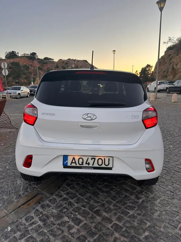 Hyundai i10 2022 - 14250 EUR, 15419 km - 15419km - foto 11 de 13