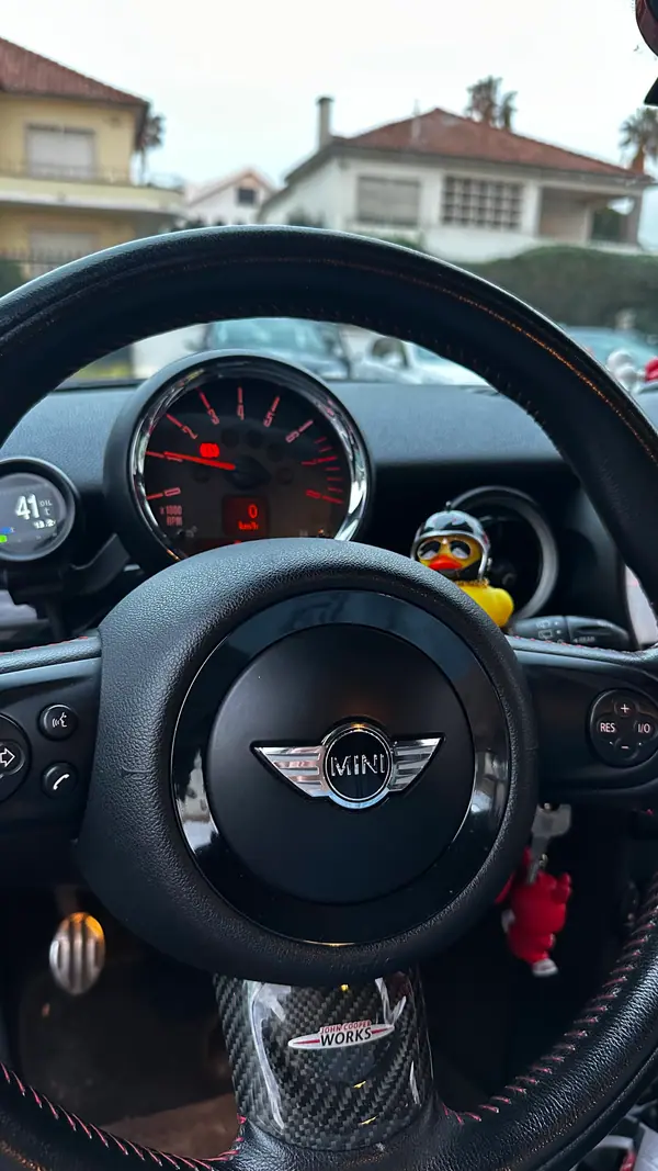 MINI John Cooper Works 2012 - 14990 EUR, 165000 km - AUTO.MOTO.pt - 165000km - foto 5 de 12