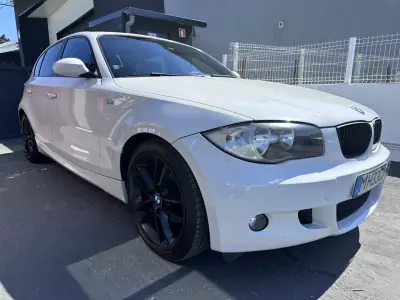 BMW 118 2009 - 9900 EUR, 177000 km - AUTO.MOTO.pt - 177000km - foto 3 de 46