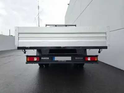 Iveco Daily 35C16 Caixa aberta 2022 - 30750 EUR, 86000 km - AUTO.MOTO.pt - 86000km - foto 9 de 25