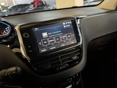 Peugeot 2008 2018 - 11990 EUR, 110000 km - 110000km - foto 18 de 36