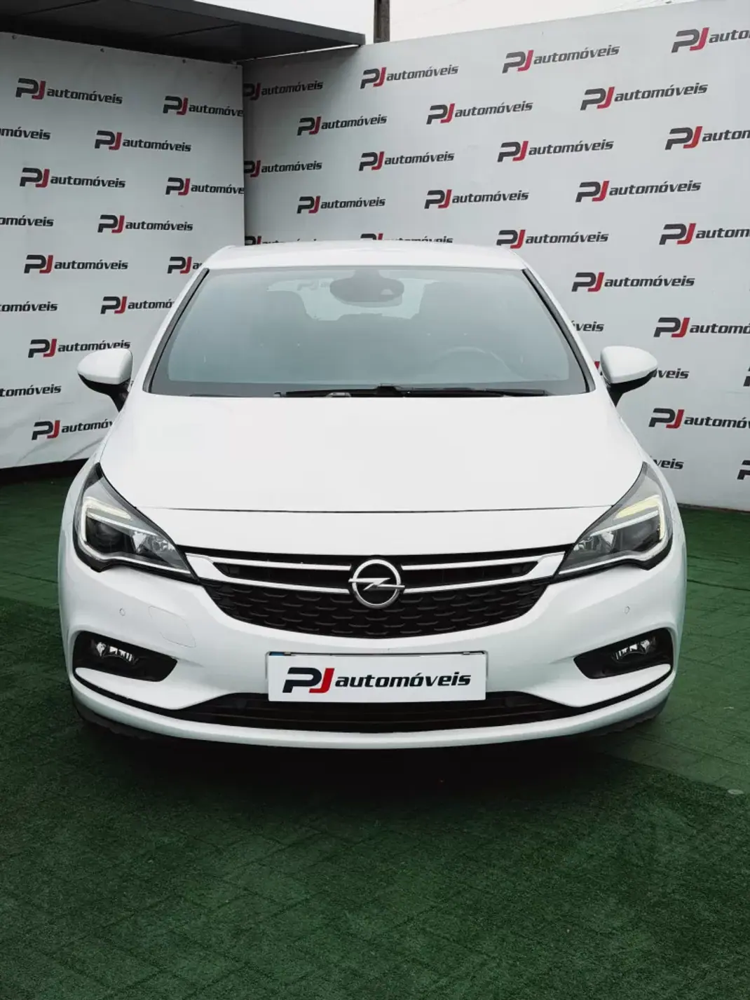 Opel Astra 2017 - 11450 EUR, 122466 km - 122466km - foto 4 de 17