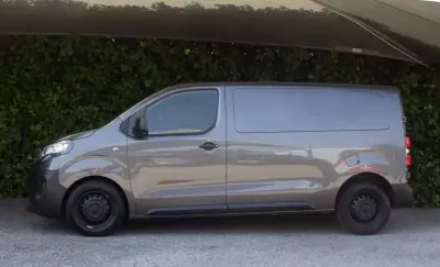 Peugeot 2019 - 17500 EUR, 244000 km - AUTO.MOTO.pt - 244000km - foto 6 de 16
