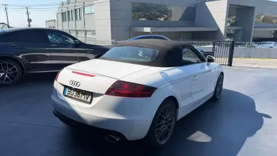 Audi TT Roadster 2007 - 15900 EUR, 130000 km - 130000km - foto 3 de 8