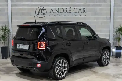 Jeep Renegade 2022 - 23950 EUR, 19039 km - AUTO.MOTO.pt - 19039km - foto 6 de 44