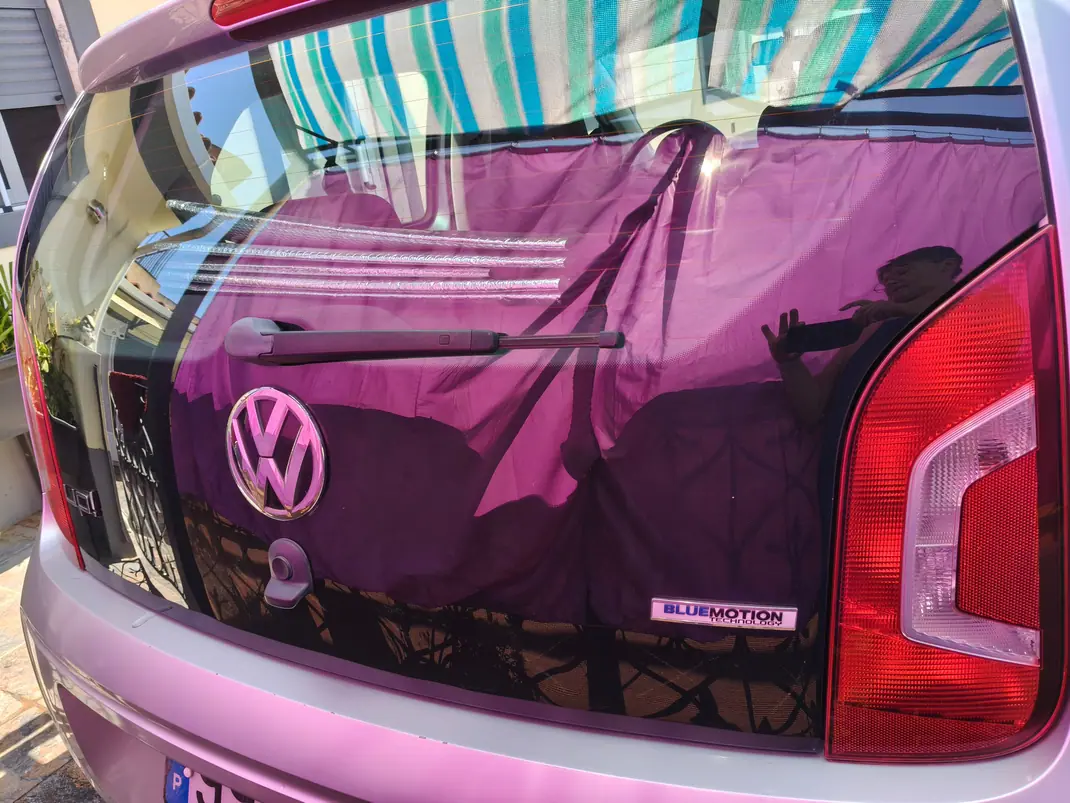 Volkswagen Up! 2015 - 5950 EUR, 94000 km - 94000km - foto 9 de 10