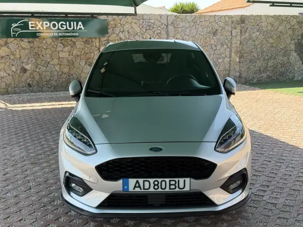 Ford Fiesta 2020 - 14900 EUR, 54422 km - AUTO.MOTO.pt - 54422km - foto 2 de 15