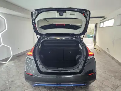 Nissan Leaf 2019 - 19500 EUR, 25097 km - AUTO.MOTO.pt - 25097km - foto 39 de 41