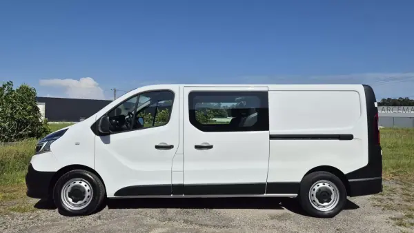 Renault Trafic 2.0 DCI L2 H1 2019 - 24900 EUR, 125914 km - AUTO.MOTO.pt - 125914km - foto 8 de 20