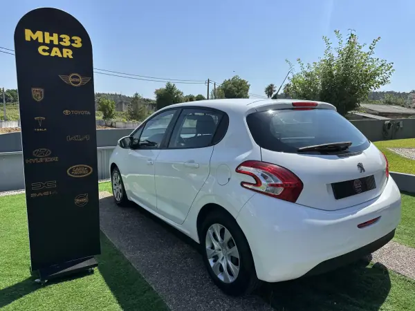 Peugeot 2015 - 6900 EUR, 230000 km - AUTO.MOTO.pt - 230000km - foto 11 de 40