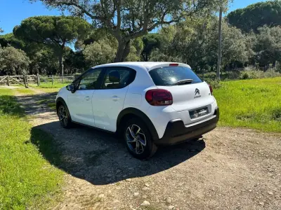 Citroën C3 2018 - 10950 EUR, 128000 km - AUTO.MOTO.pt - 128000km - foto 5 de 12