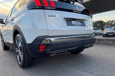 Peugeot 3008 2016 - 18990 EUR, 149800 km - AUTO.MOTO.pt - 149800km - foto 10 de 34