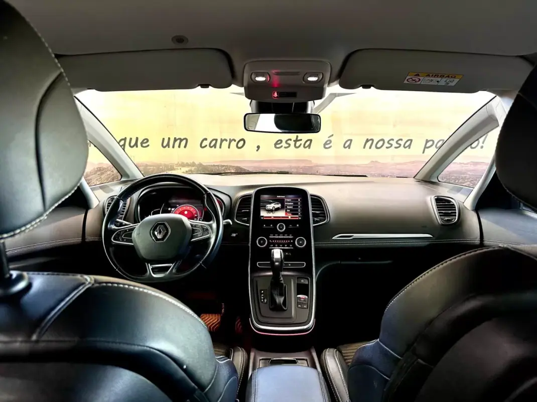 Renault Grand Scénic 2018 - 17900 EUR, 183558 km - 183558km - foto 21 de 33