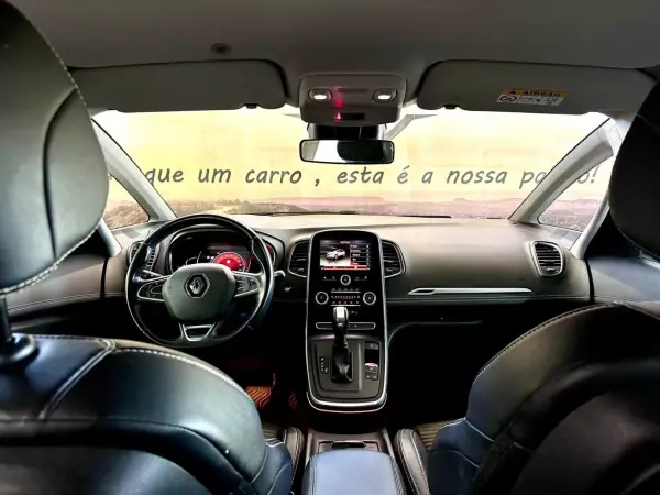 Renault Grand Scénic 2018 - 16900 EUR, 183558 km - AUTO.MOTO.pt - 183558km - foto 21 de 33
