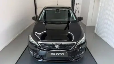 Peugeot 308 SW 2019 - 13990 EUR, 134327 km - AUTO.MOTO.pt - 134327km - foto 3 de 28